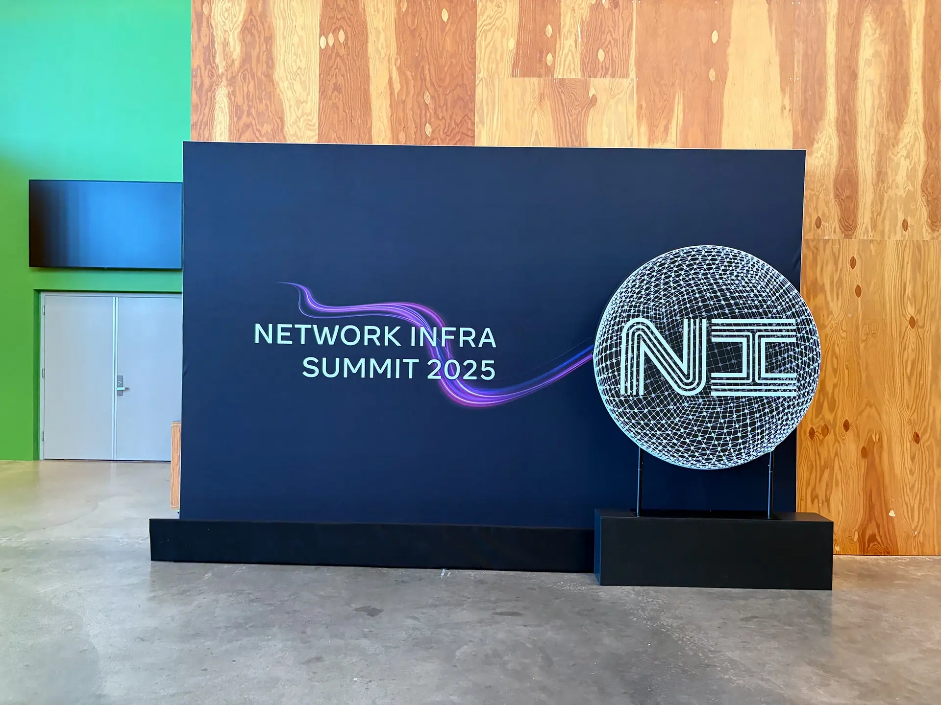 Network Infra Summit 2025 — event branding